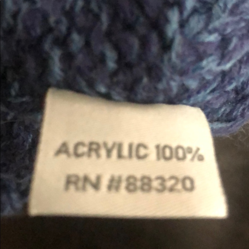 Hat - Picture 4 of 4